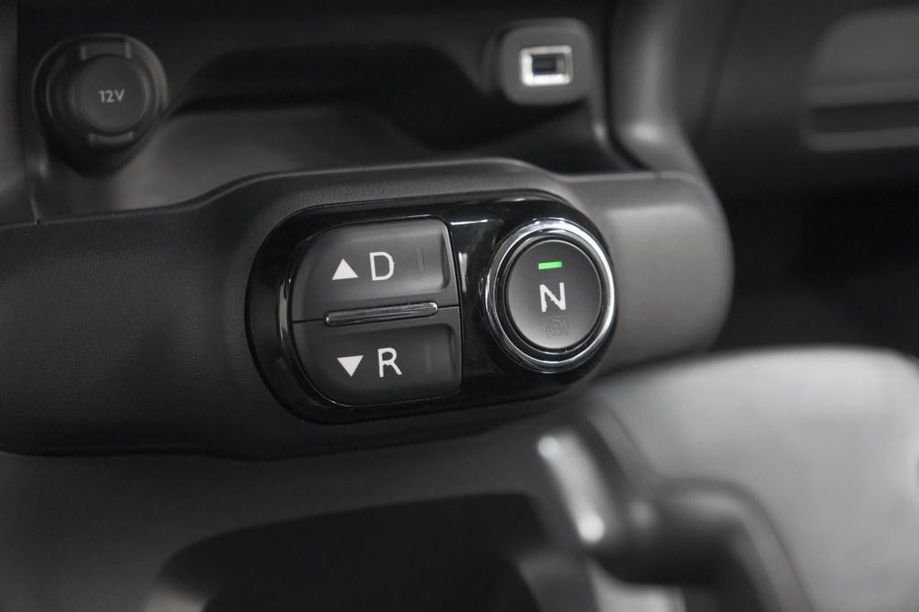 Citroen C4 Cactus 1.2 e-vti feel | automaat | navigatie | 17 inch lichtmeta