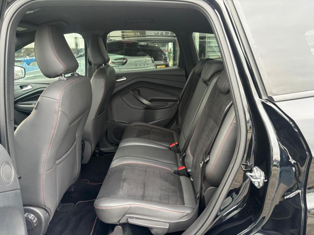 Ford Kuga 1.5 ecoboost 150pk 2wd st line, trekhaak