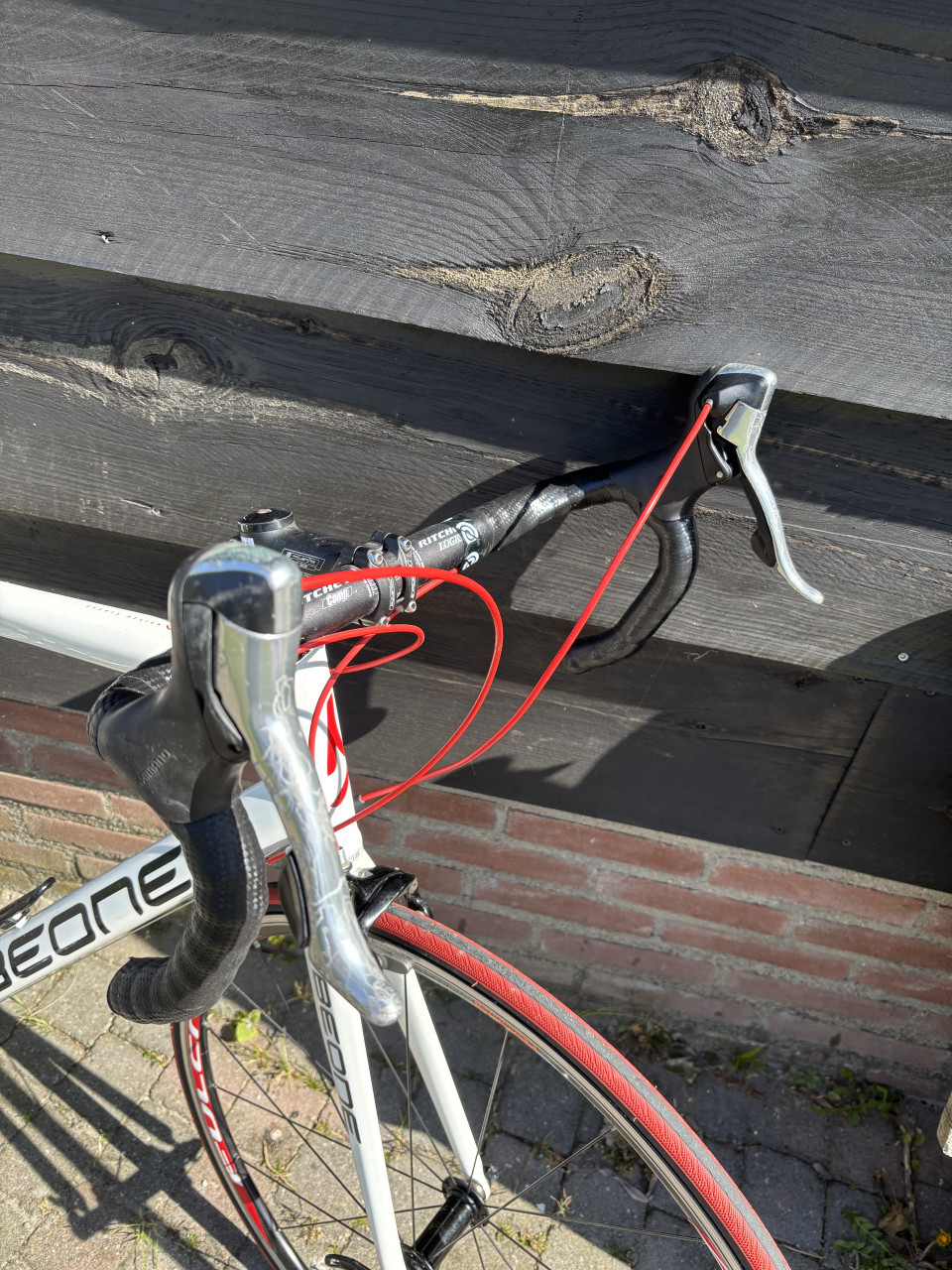 Beone Blizzard racefiets