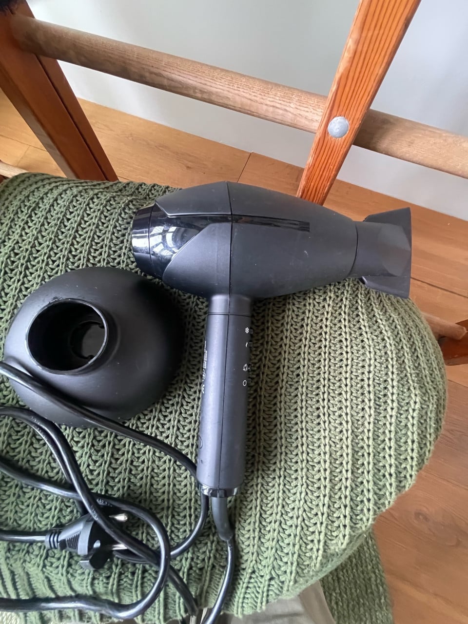 Föhn hairstyler difuser babyliss