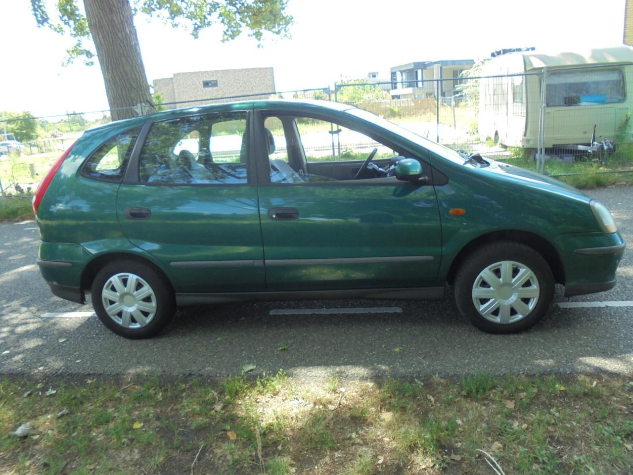 Nissan Almera Tino 1.8i Apk Juli 2026 derde eigenaar ,algehele nette staat