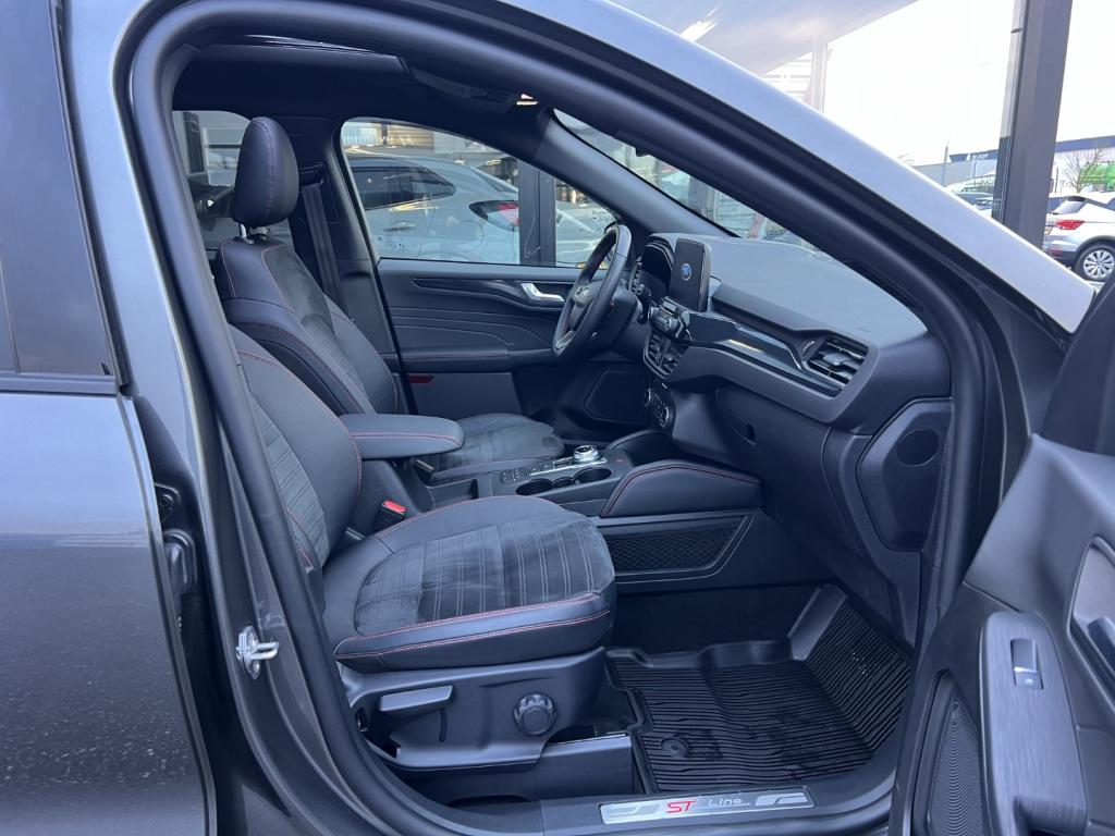 Ford Kuga 2.5 phev e-cvt 225pk st-line x , trekhaak , panodak , voorruitver