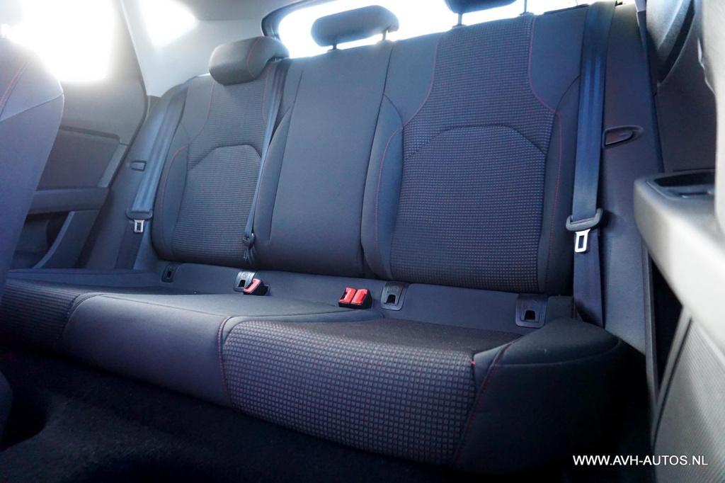 Seat Leon st 1.8 tsi fr business intense dsg automaat