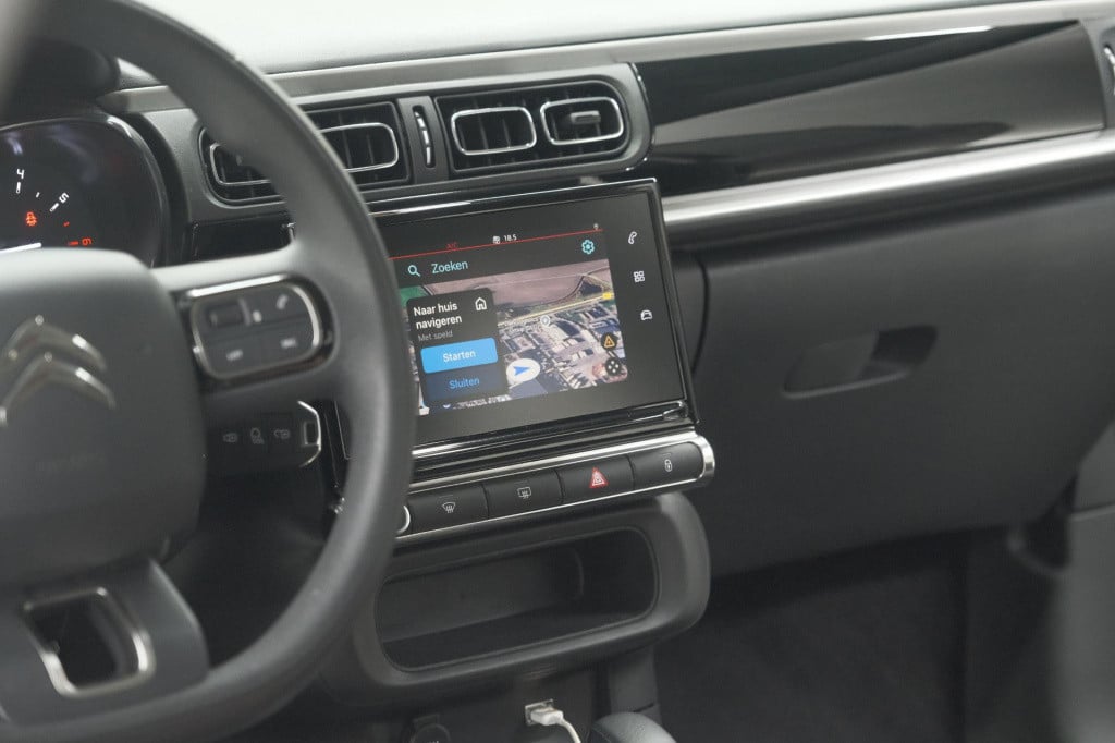 Citroen C3 puretech 110 eat6 max | apple carplay | parkeersensoren | climat