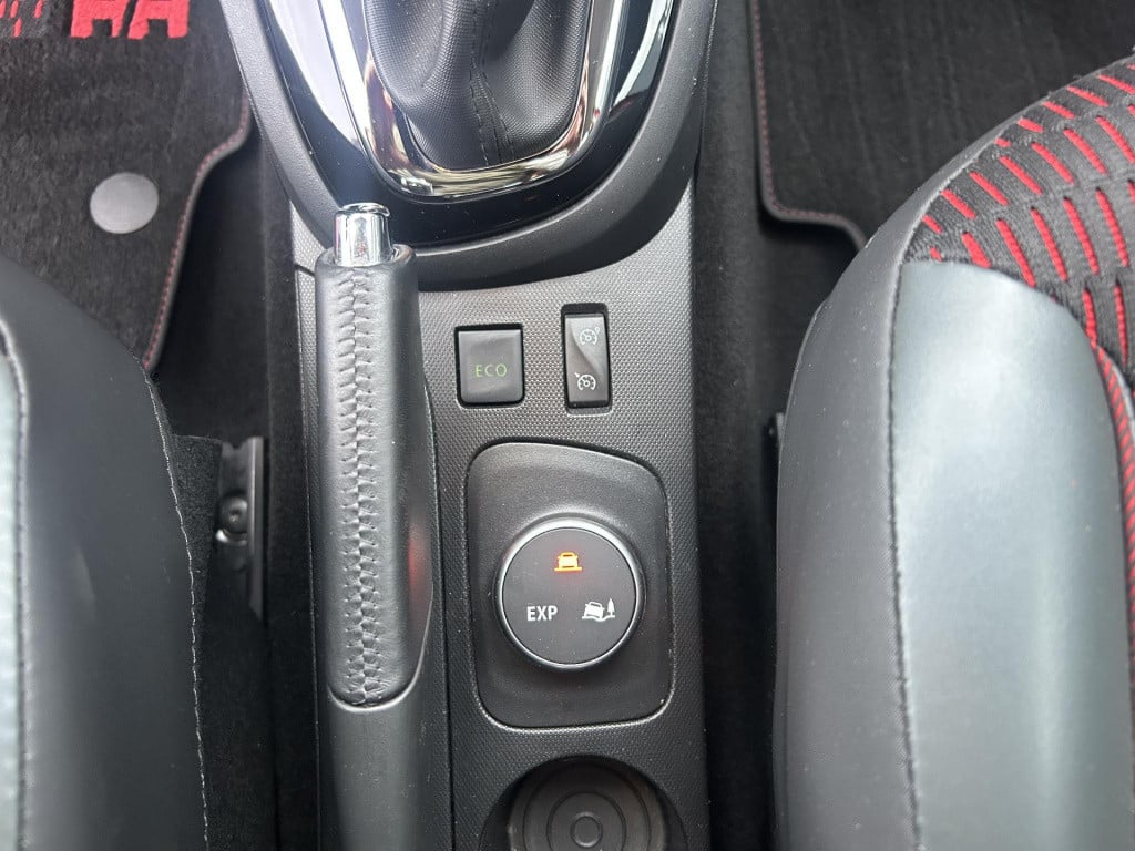 Renault Captur 1.2 tce helly hansen automaat