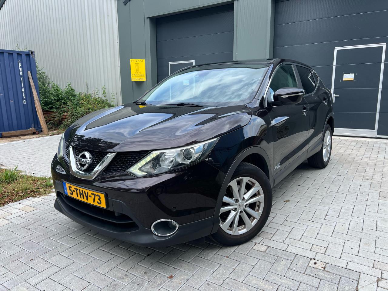 Nissan Qashqai 1.2Connect Edition Camera/pano