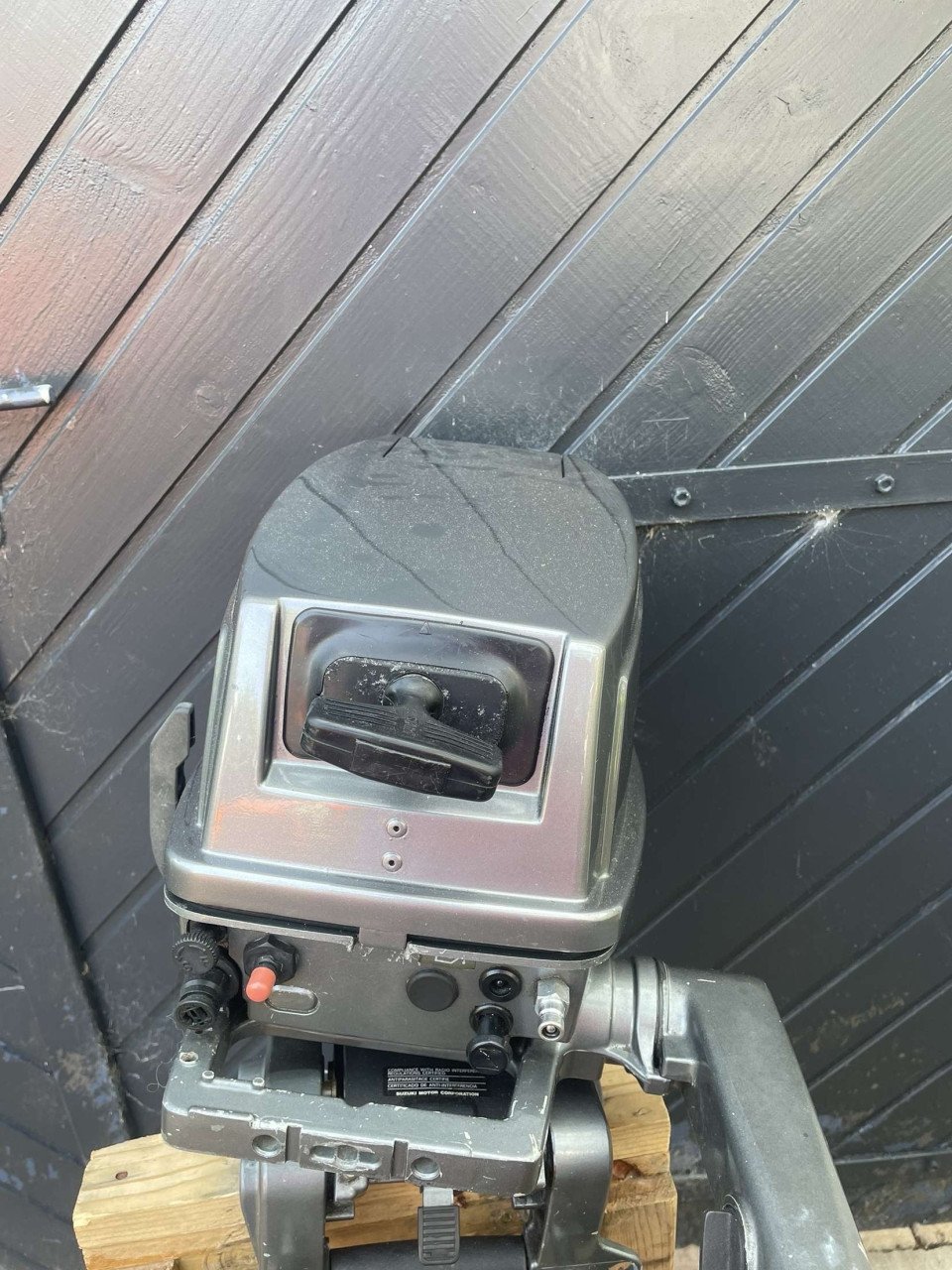 Suzuki 8pk autolube buitenboordmotor