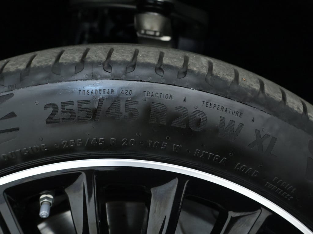 Mercedes-Benz Glc coupé 300 e 4matic amg plug-in hybride | trekhaak |  pano