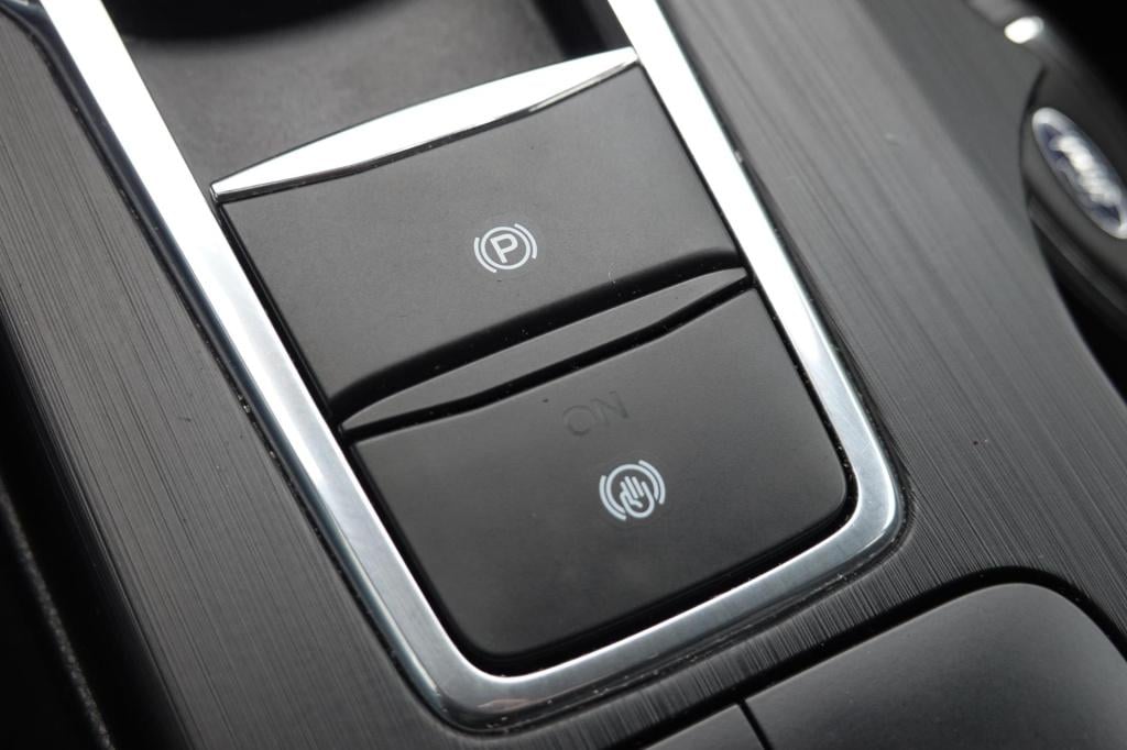 Ford Kuga 2.5 phev st-line x