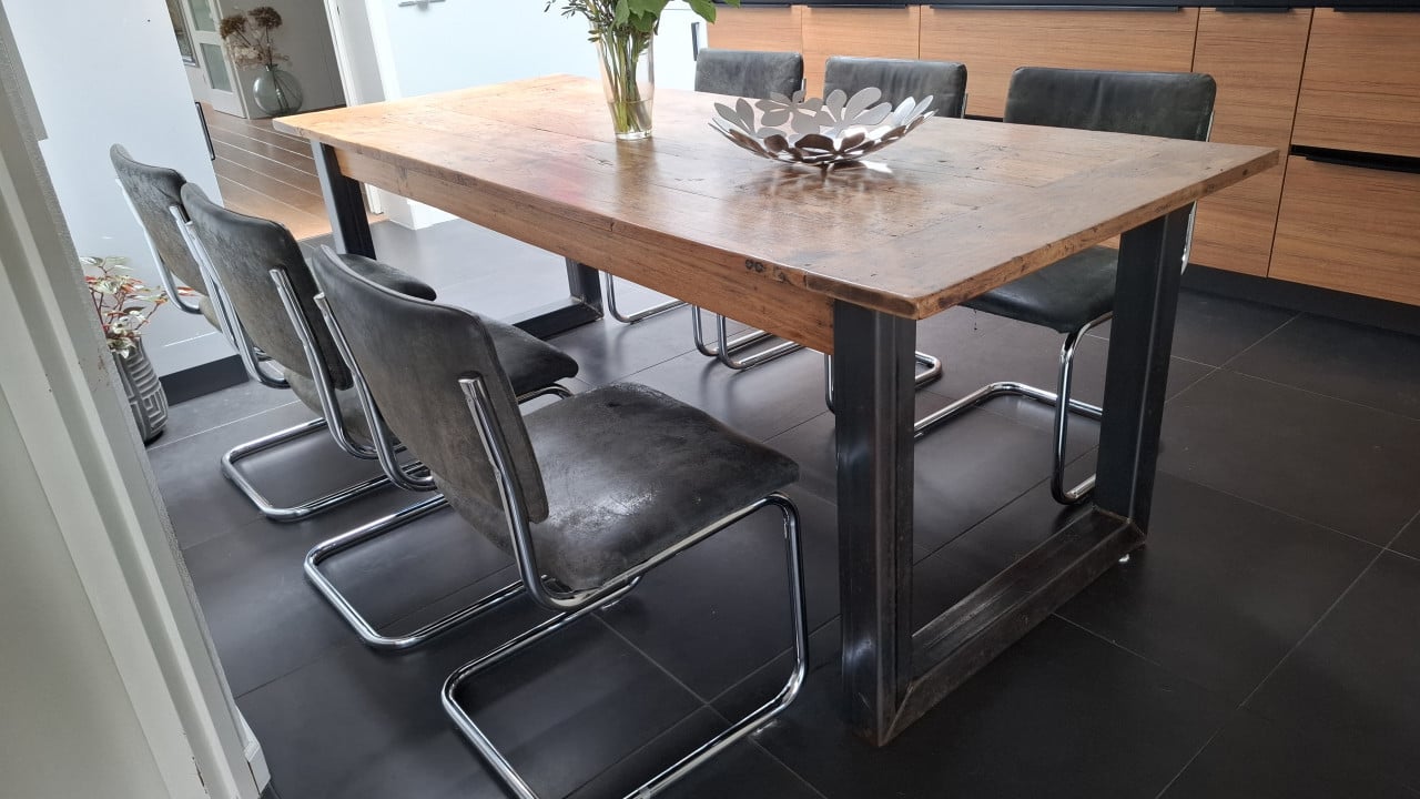 Buisframe stoelen Leer