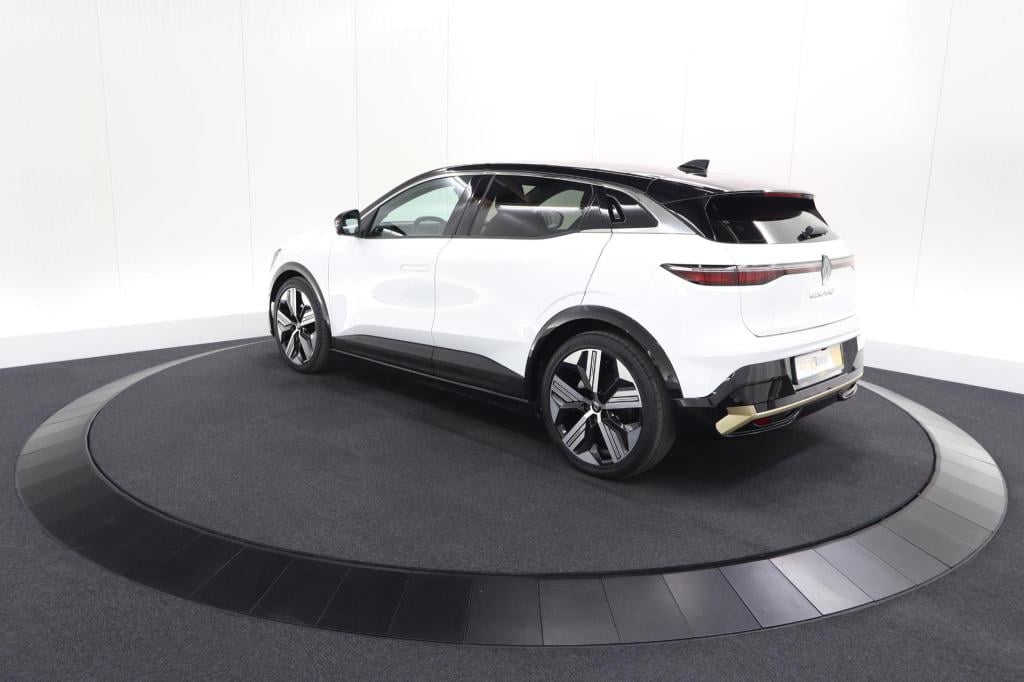 Renault Megane E-tech ev60 optimum charge iconic | 360 camera | harman kard