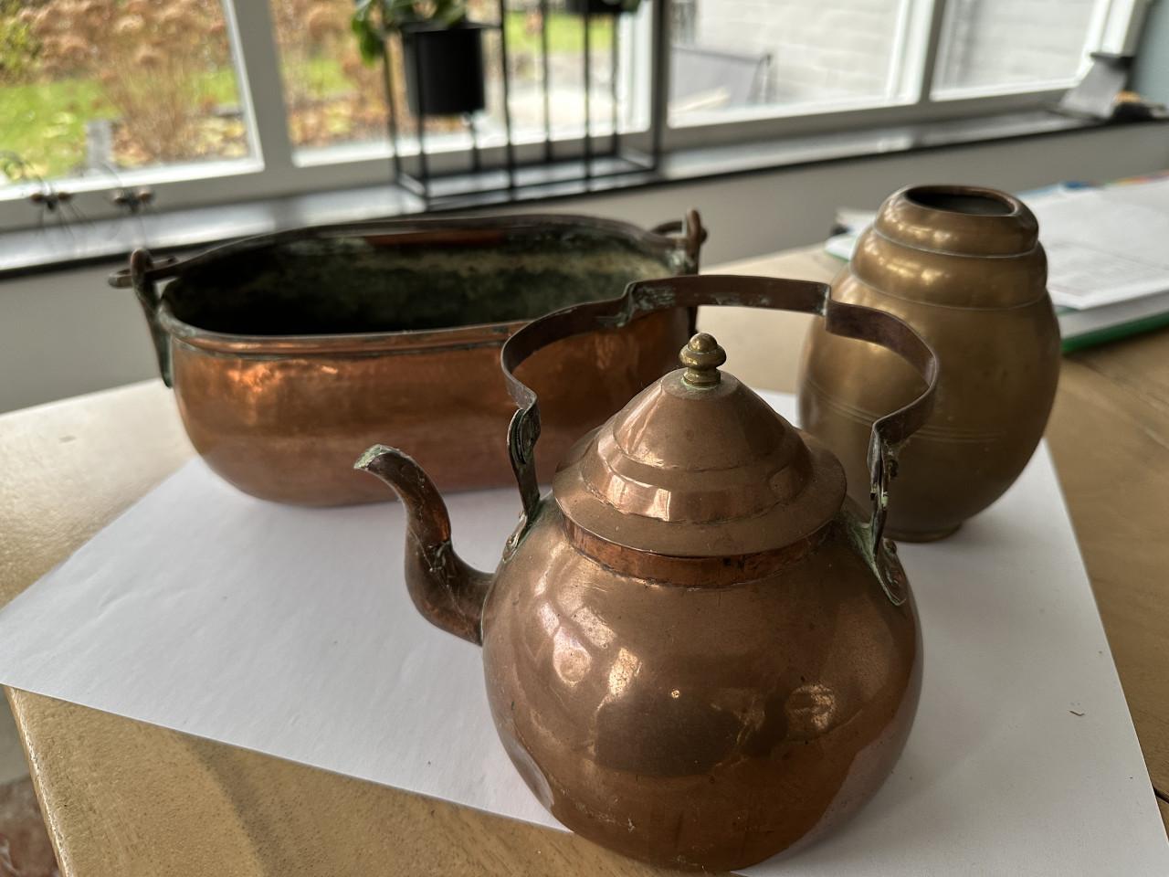 Tinnenkannen en koperen potten