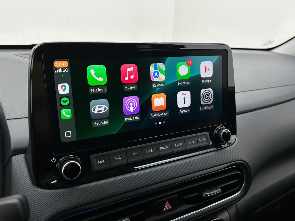 Hyundai Kona occasion 1.6 gdi hev fashion | rood | tweedehands hyundai kona