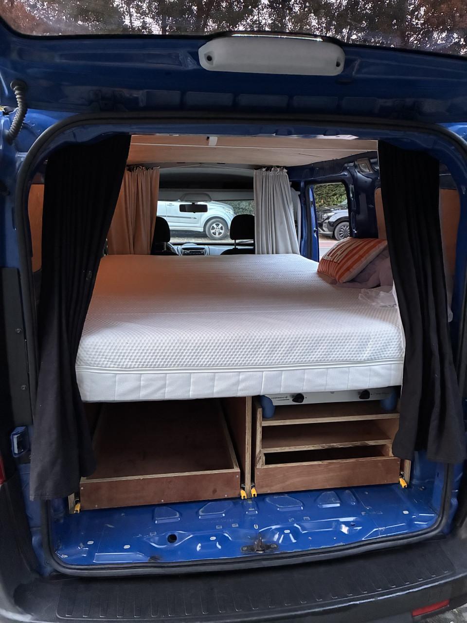 Verlengde Opel Combo microcamper te koop