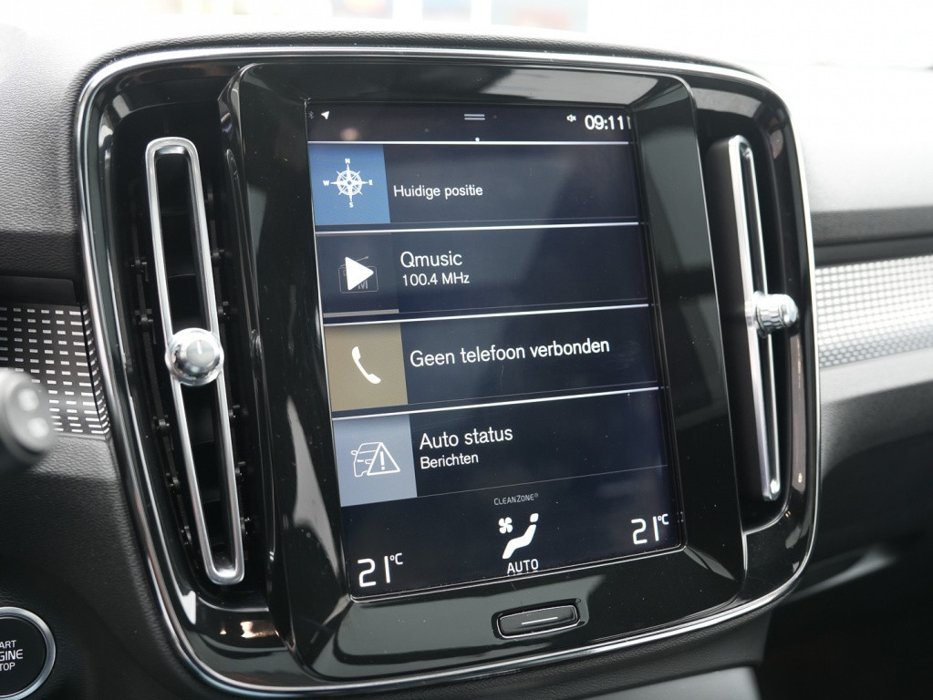 Volvo XC40 t4 190pk r-design| panodak| 360camera| 20''inch| navi| 2 zone cl