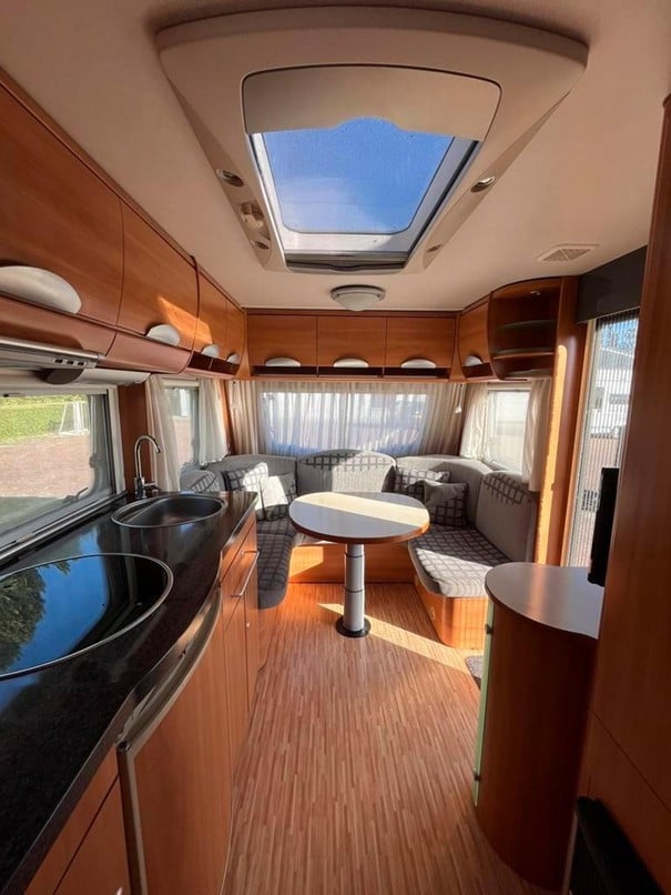 Mooie Hymer eriba nova 465 caravan