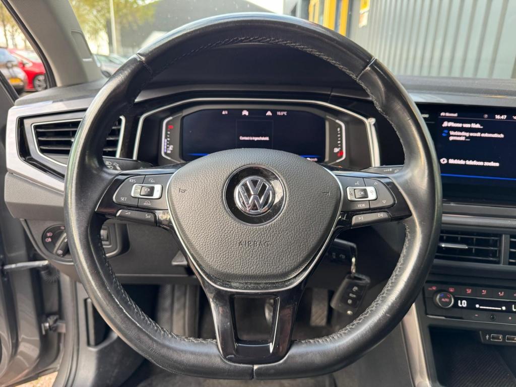 Volkswagen Polo 1.0 tsi highline