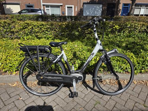 Keurig nette Gazelle Orange met Bosch middenmotor
