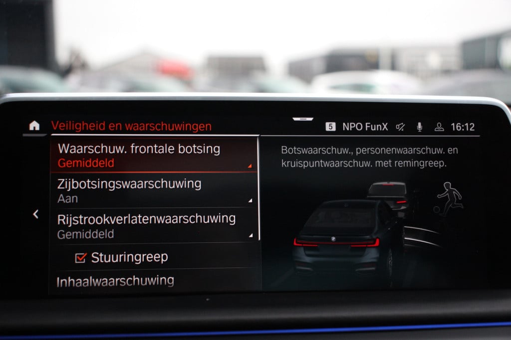 BMW 7 Serie 750ld xdrive high executive | vol opties! | m-sport | np: €200.