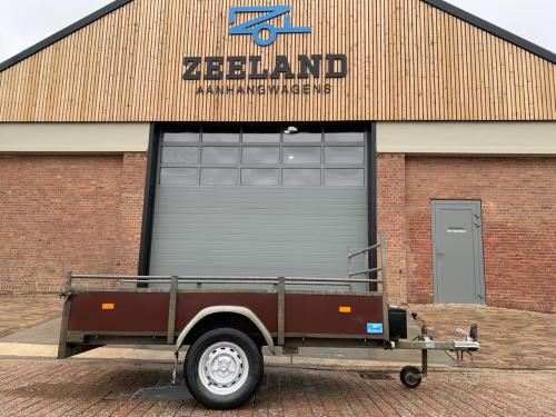 Hapert enkelas bakwagen ongeremd 251x130cm 750kg met onderhoudsbeurt