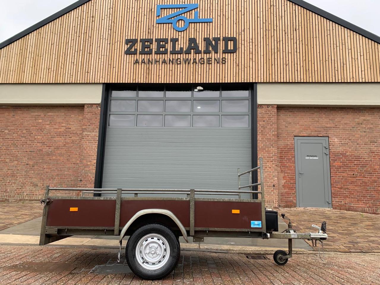 Hapert enkelas bakwagen ongeremd 251x130cm 750kg met onderhoudsbeurt