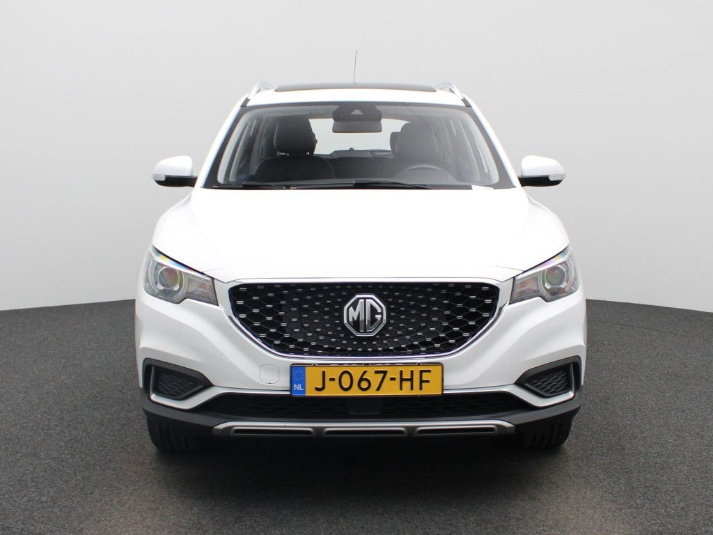 MG Zs Ev mg luxury 45 kwh