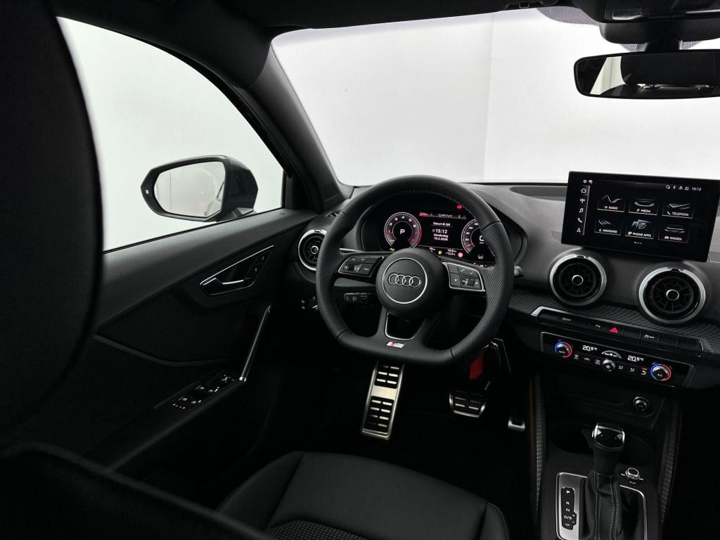 Audi Q2 s edition 35 tfsi 110 kw / 150 pk hatchback 7 vers