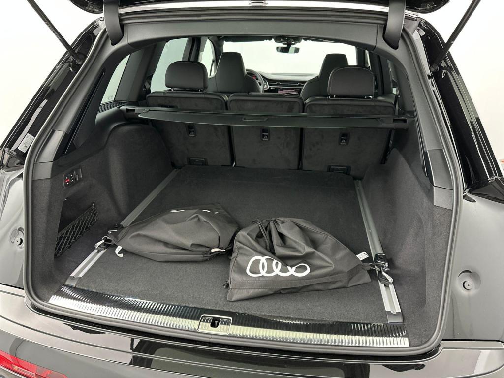 Audi Q7 pro line s 55 tfsi e 290 kw / 394 pk suv 8 versn.