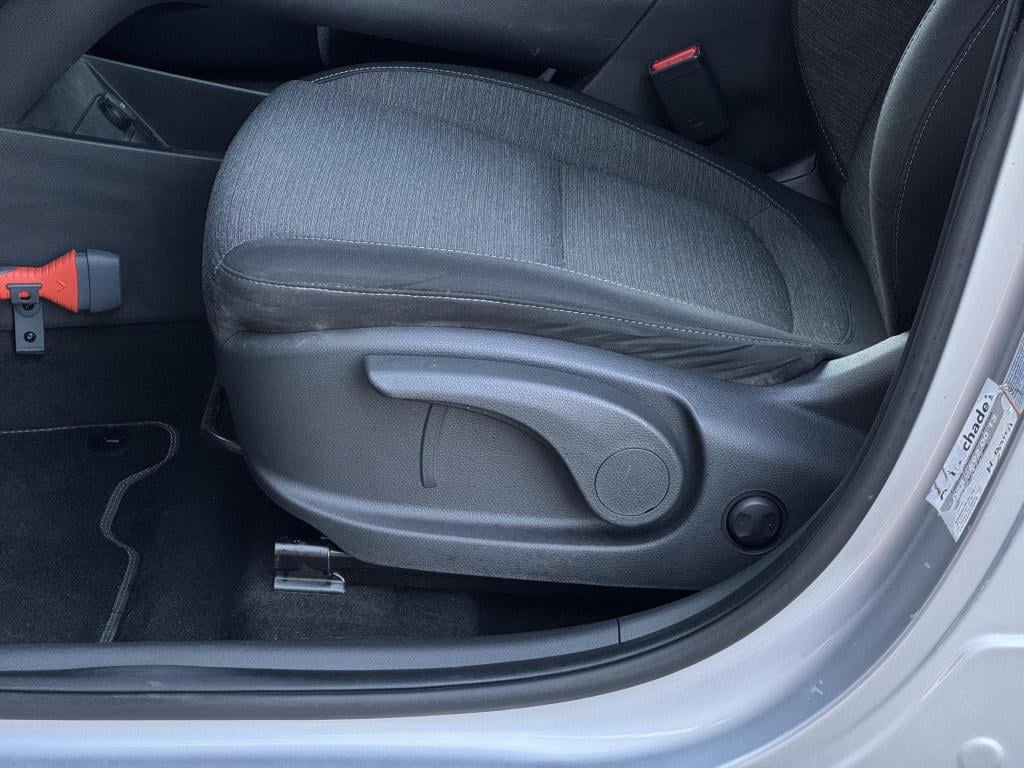 Hyundai Kona ev fashion 64 kwh 3-fase lader, soh 96%!