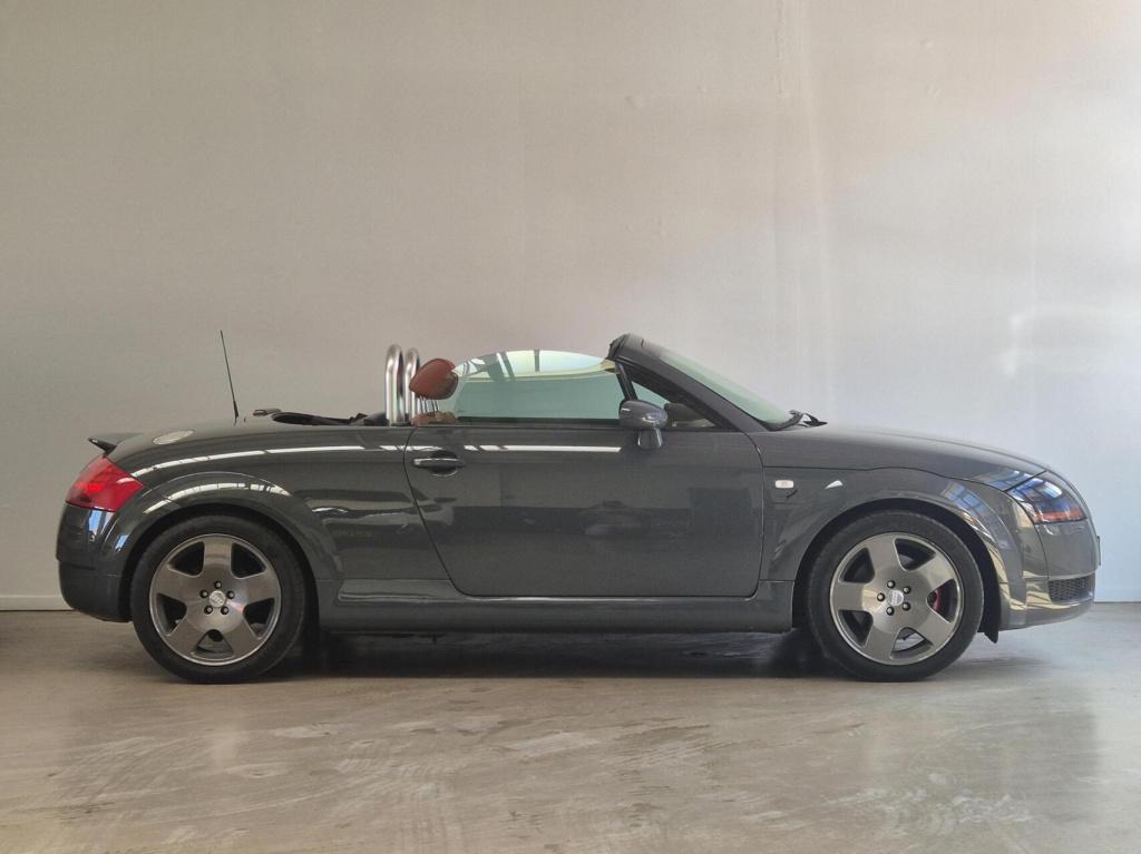 Audi TT roadster 1.8 5v turbo quattro / liefhebbersauto / baseball stiksels