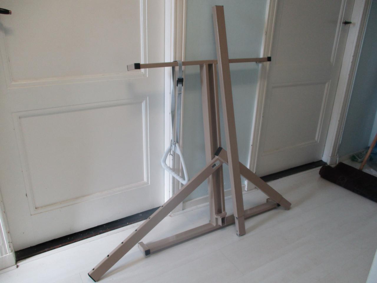 Bed papegaai te koop Thuanse Genova G2