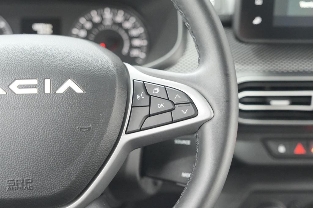 Dacia Sandero tce 90 cvt expression | parkeersensoren | apple carplay | cru