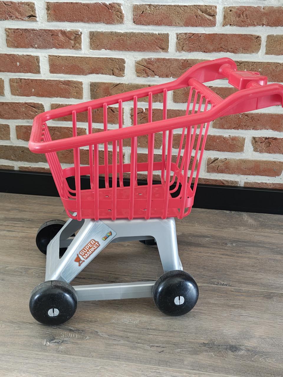 Leuke Berchet kinderkeuken met toebehoor