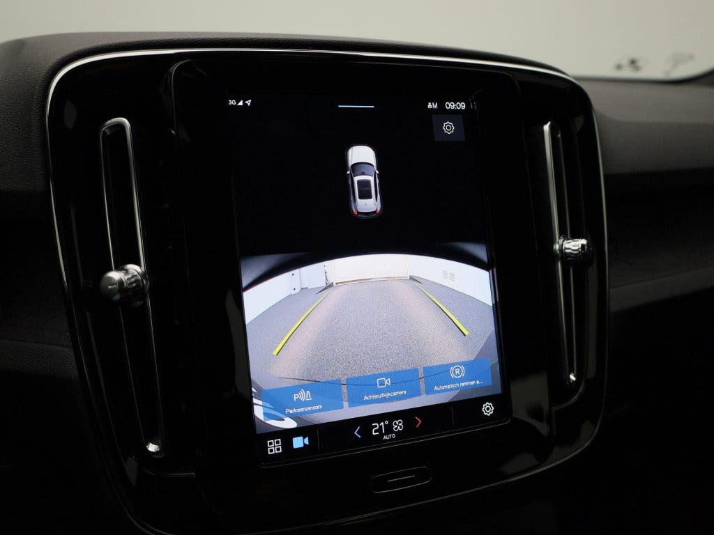 Volvo XC40 recharge core | automaat | lmv | parkeer sensoren | virtual cock