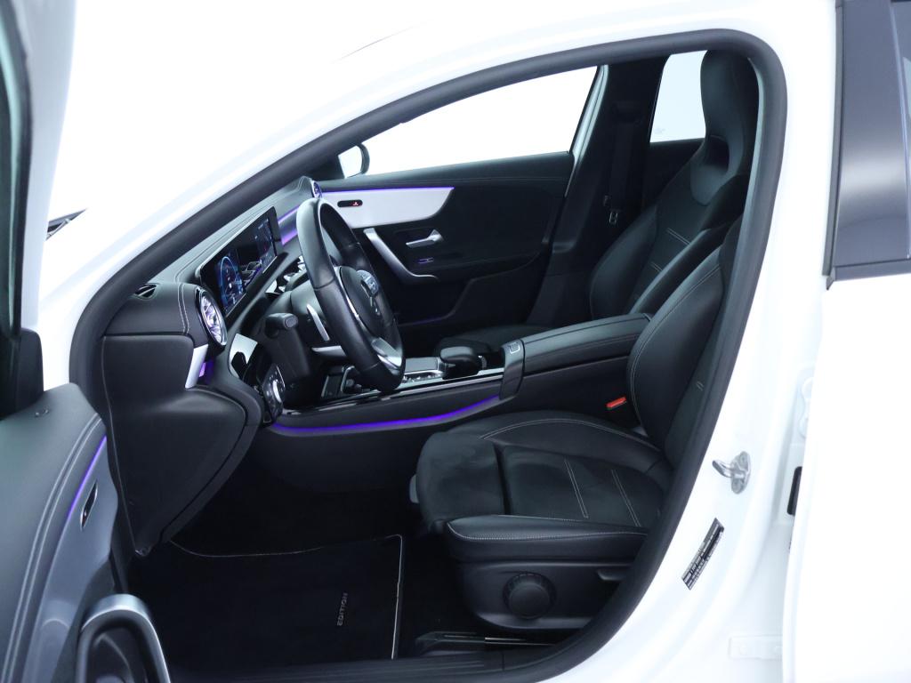 Mercedes-Benz A-Klasse 250 e premium plus | amg line | panoramadak | sfeerv