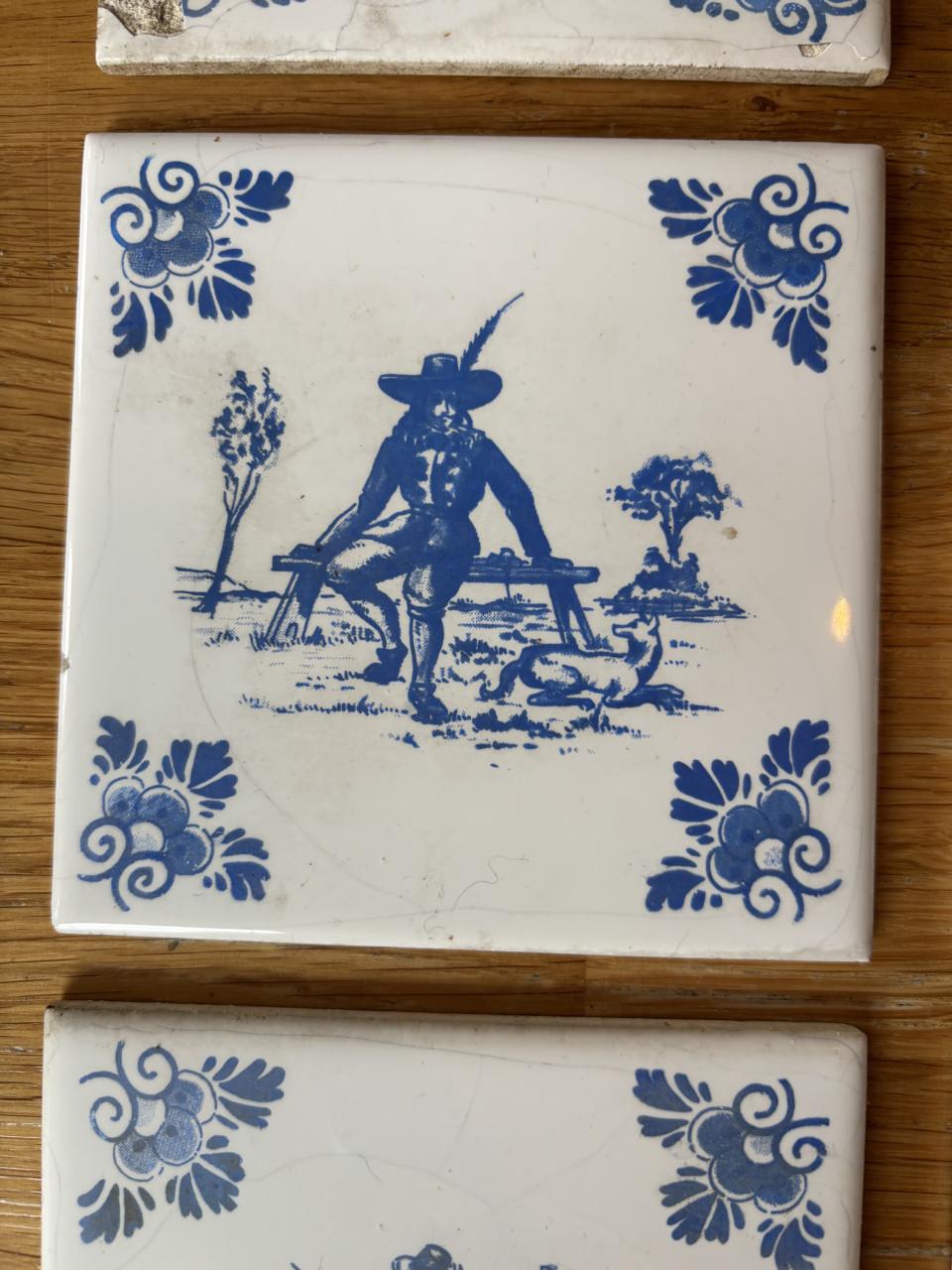 Unieke Set van 8 Villeroy & Boch Mettlach Tegels - "Saar" Periode (1947-195
