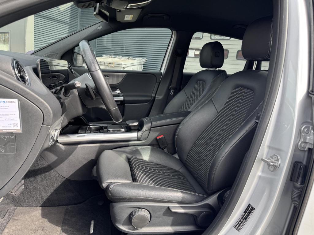 Mercedes-Benz B-Klasse 180 business solution incl. trekhaak afneembaar!