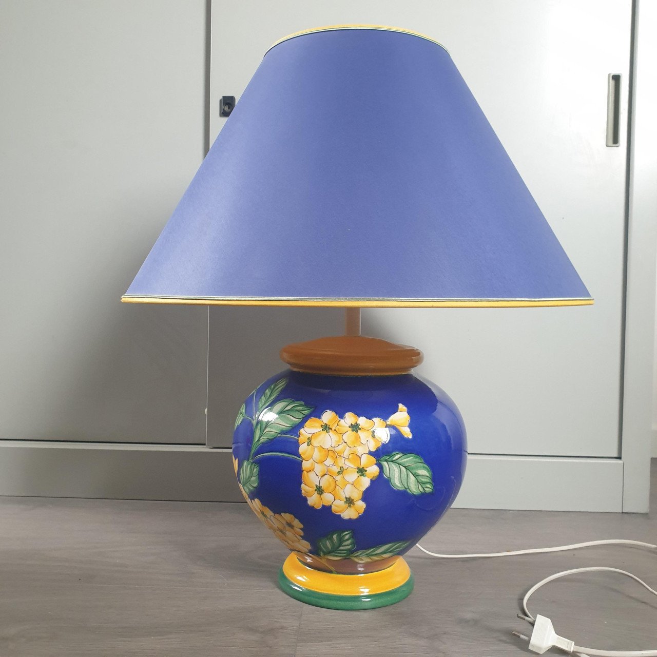 Grote mooie tafel/vloer lamp keramiek hoog 68 cm