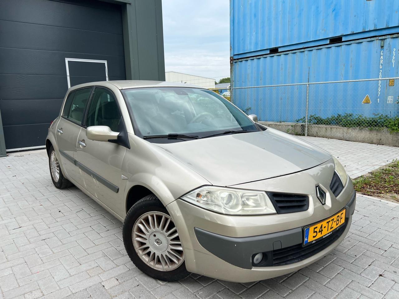 Renault Megane 2.0-16V Privilege Automaat