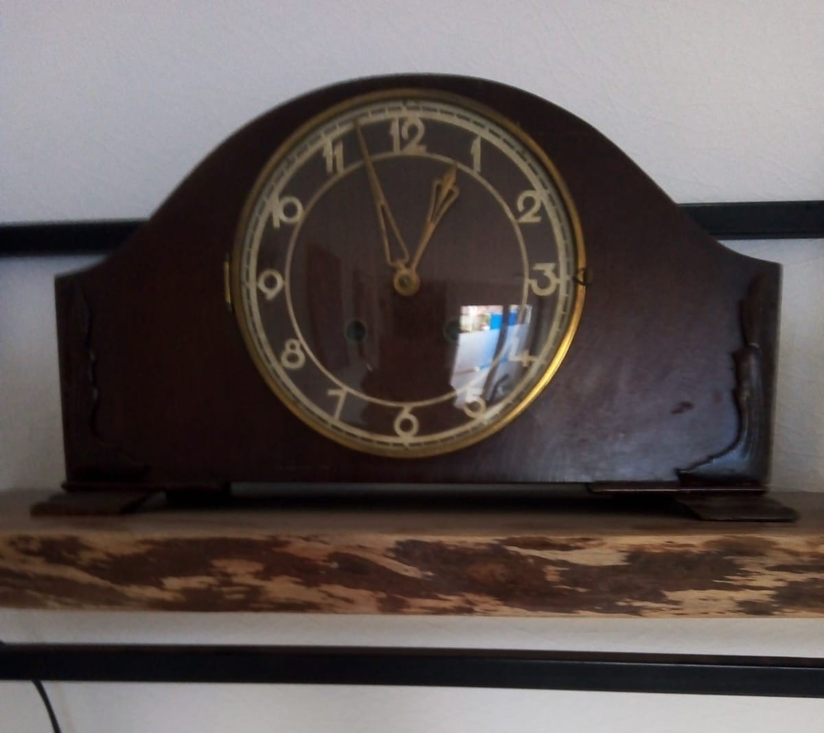 Staande antieke klok €15,-