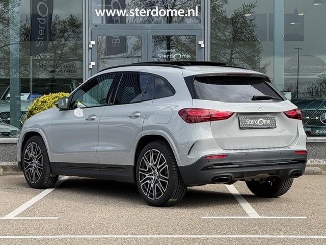 Mercedes-Benz Gla-klasse 200 business solution amg l panoramadak l mbux l m