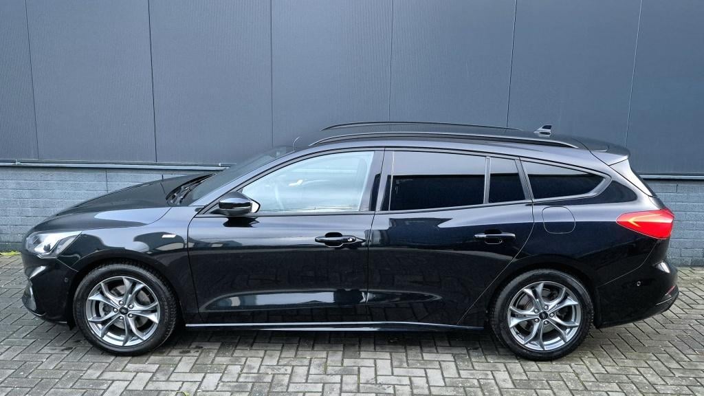 Ford Focus wagon st line x business 1.0 ecoboost hybrid | camera | lane ass