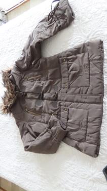 Winter Jas lekker warm  met capuchon maat 42