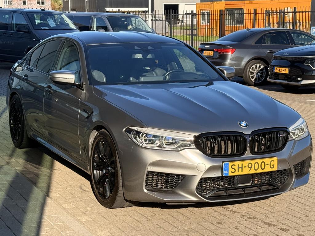 BMW M5 5-serie | b&w | head-up | memory | carbon | 360 | rear entertainment