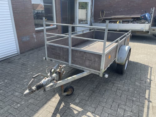 AANHANGWAGEN 1300 KG OP KENTEKEN