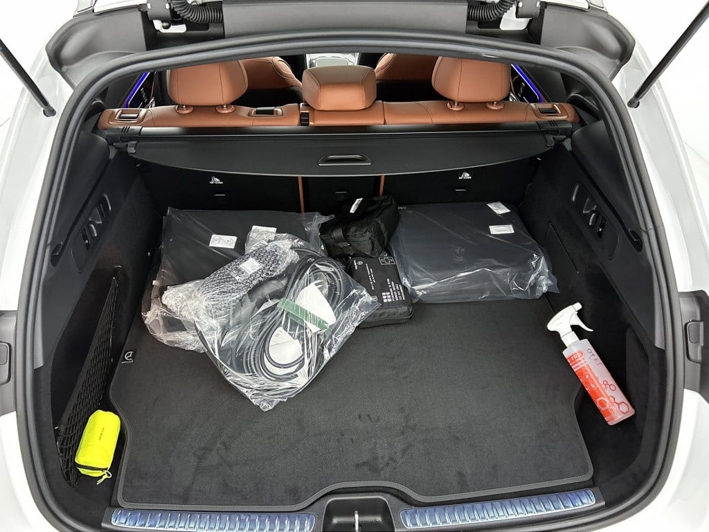 Mercedes-Benz Glc 300e 4matic sport edition | trekhaak | nightpakket | amg 