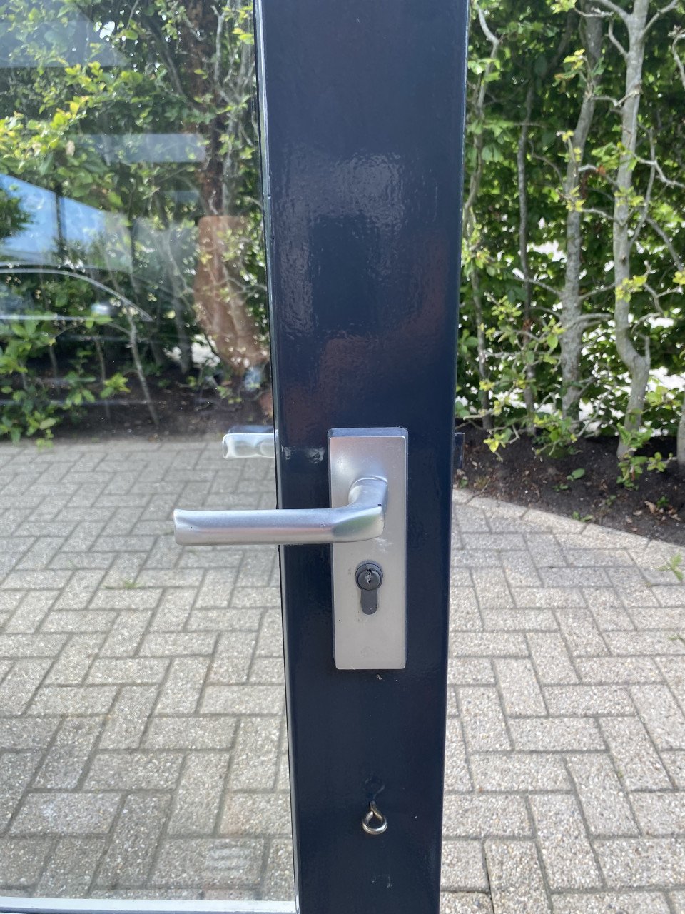 Hardhouten buitendeur links draaiend, dubbel glas