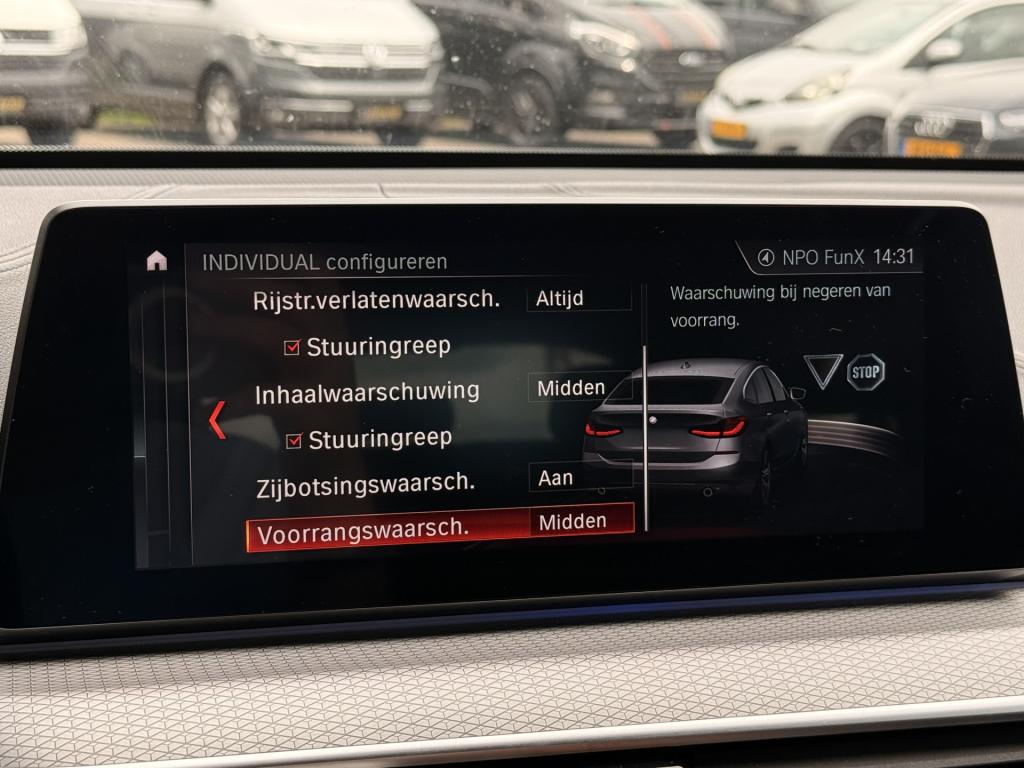 BMW 6 Serie gran turismo 640i high executive m-sport | harman / kardon | 36