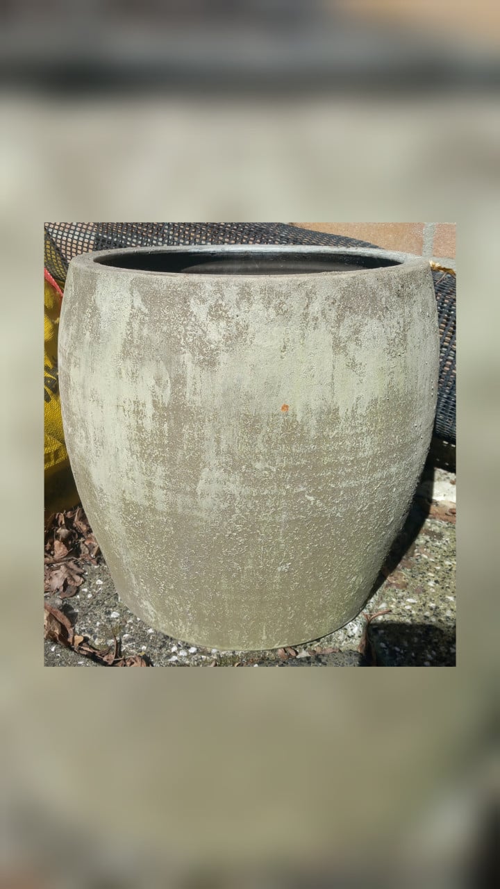Stenen plantenpot