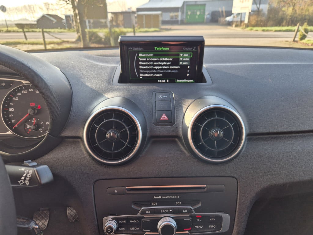 Audi A1 Sportback 1.0 tfsi adrenalin s-line